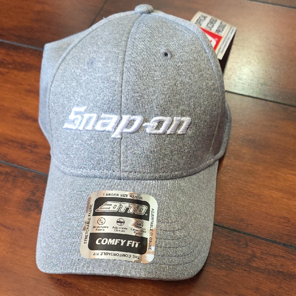 Snap On Black and Gray Comfy Fit Embroidered Cap